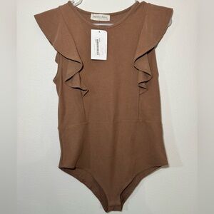 NWT Pants Store Ruffle Sleeve Bodysuit Size Large